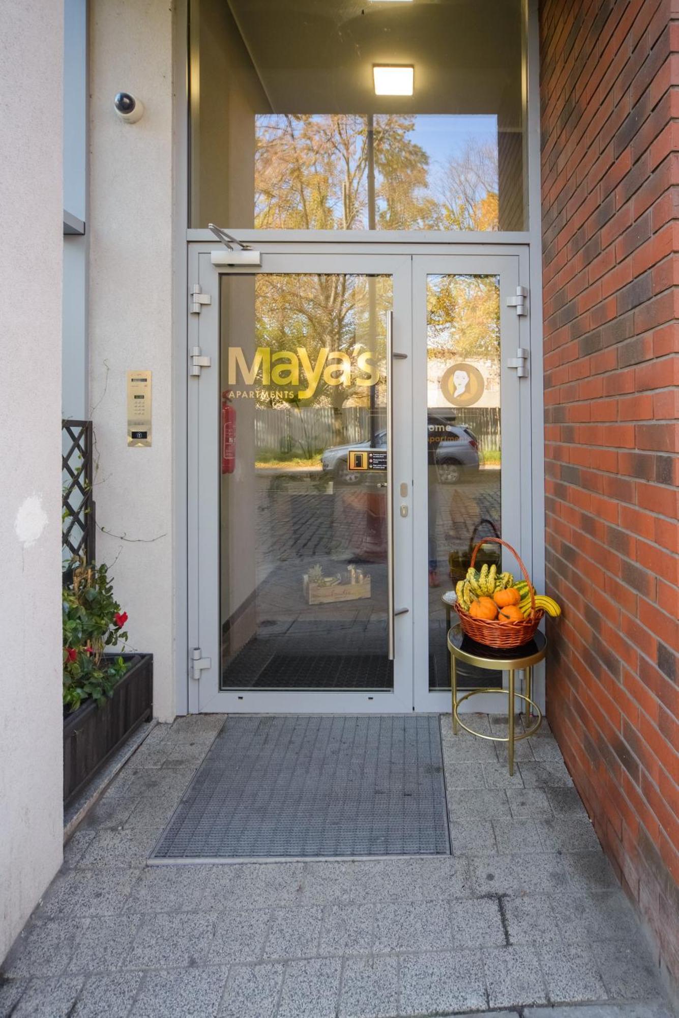 Maya'S Apartments Гданск Екстериор снимка