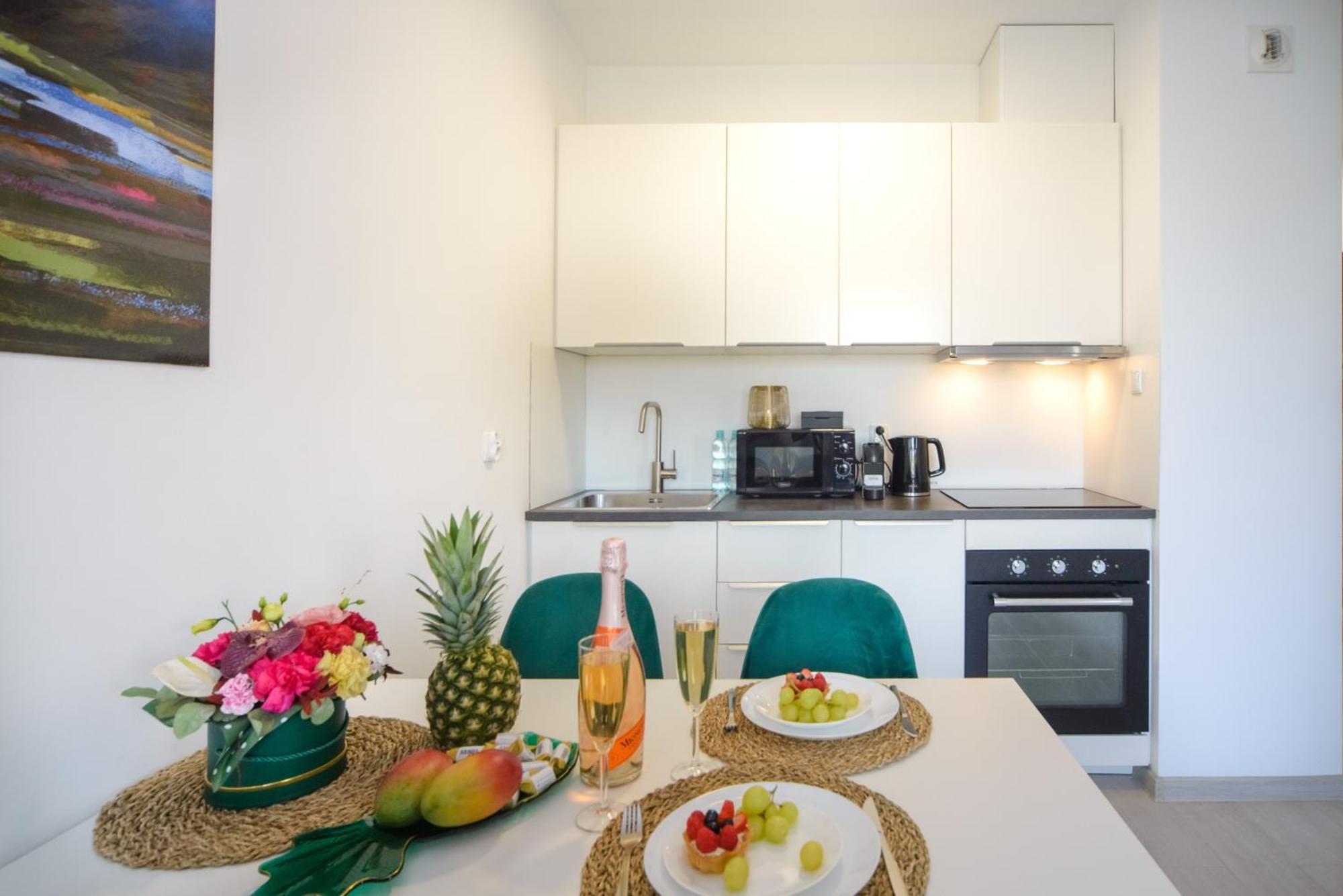 Maya'S Apartments Гданск Екстериор снимка