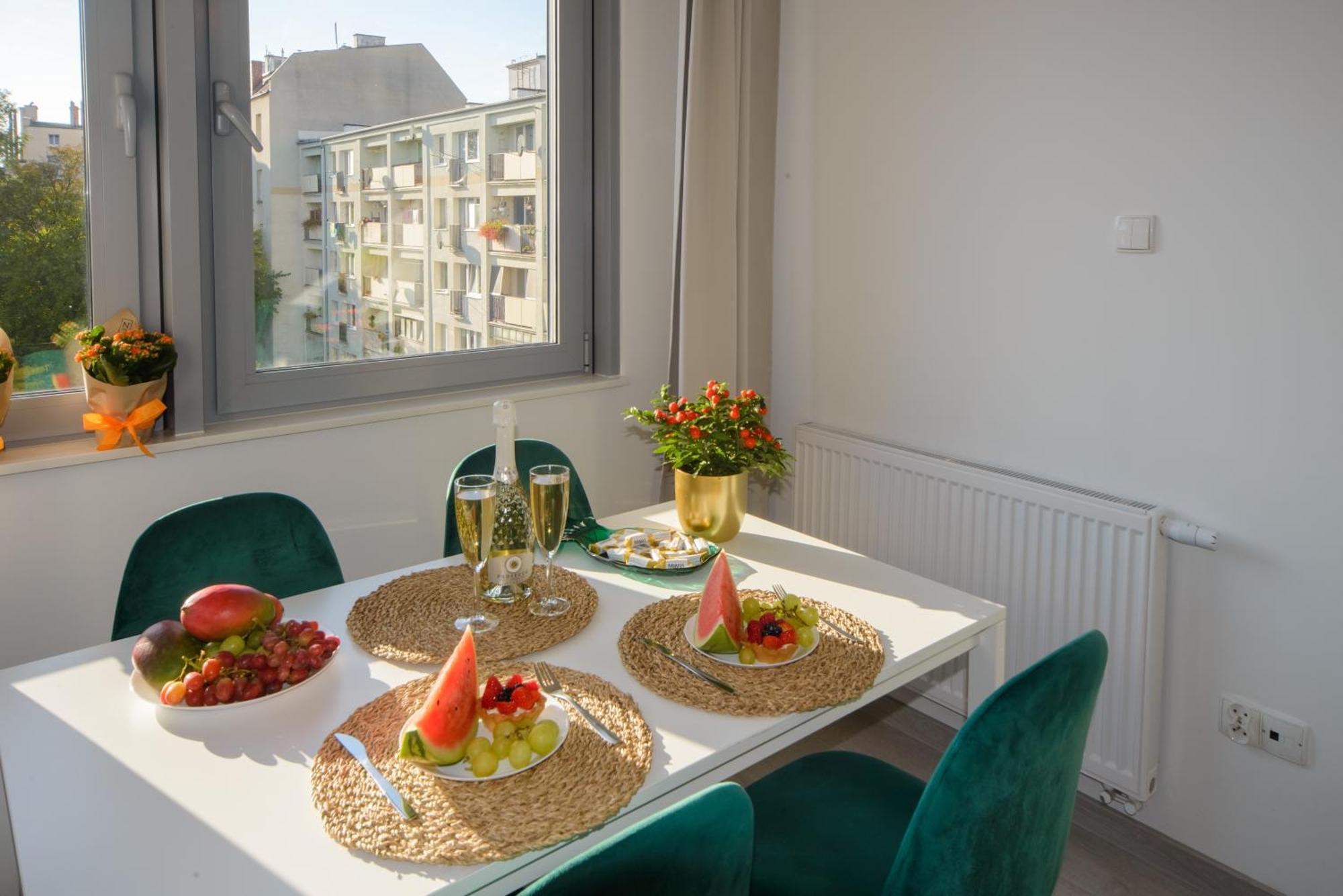 Maya'S Apartments Гданск Екстериор снимка