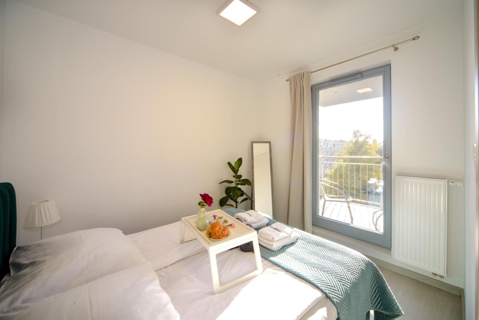 Maya'S Apartments Гданск Екстериор снимка