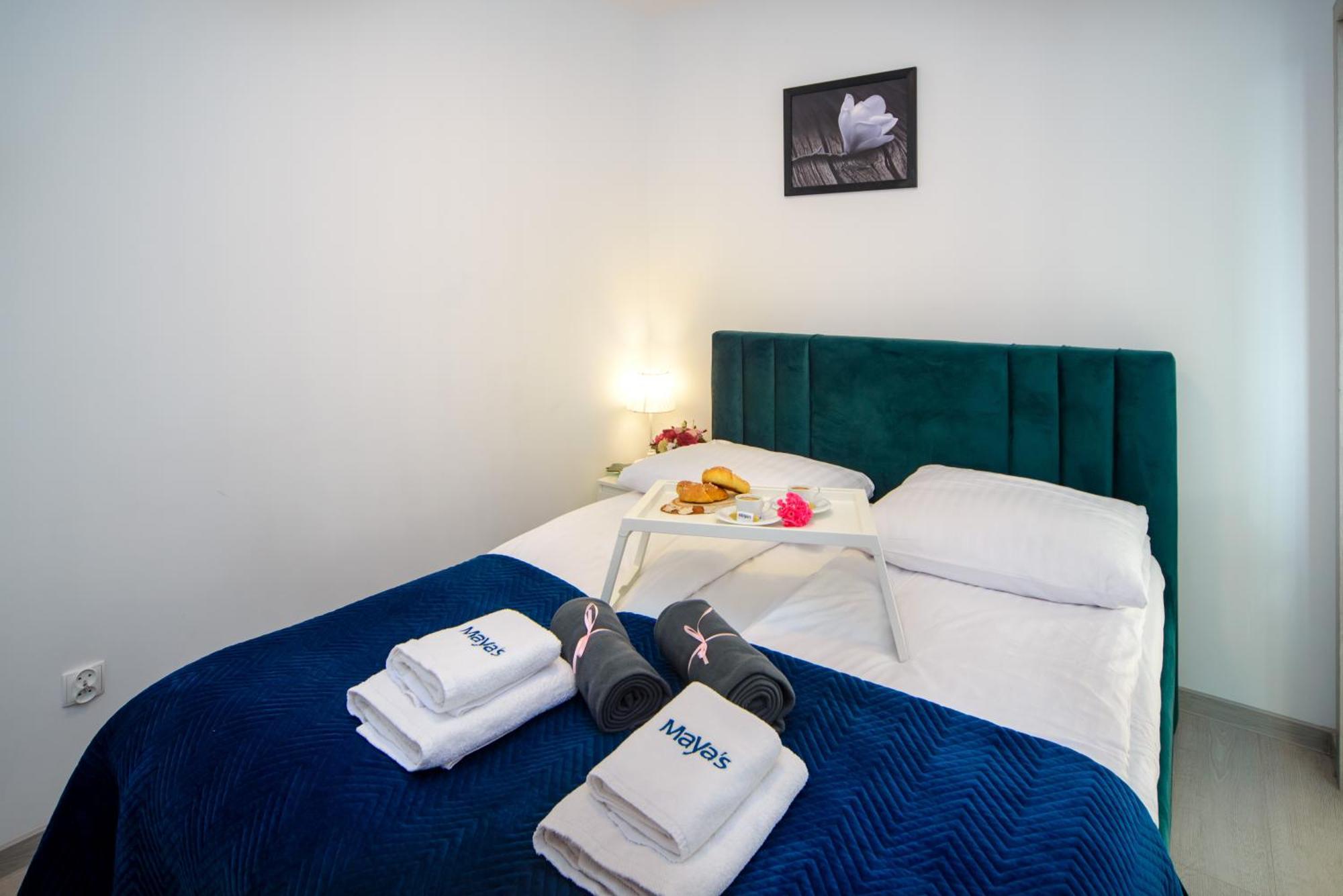 Maya'S Apartments Гданск Екстериор снимка